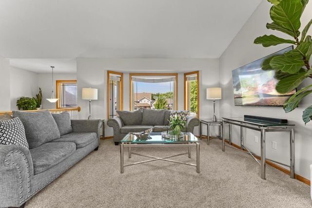22486 Cantrel Way, Farmington, MN 55024