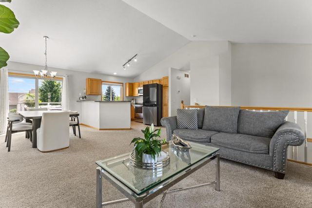 22486 Cantrel Way, Farmington, MN 55024
