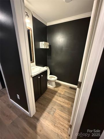 824 Dillsboro Road, Sylva, NC 28779