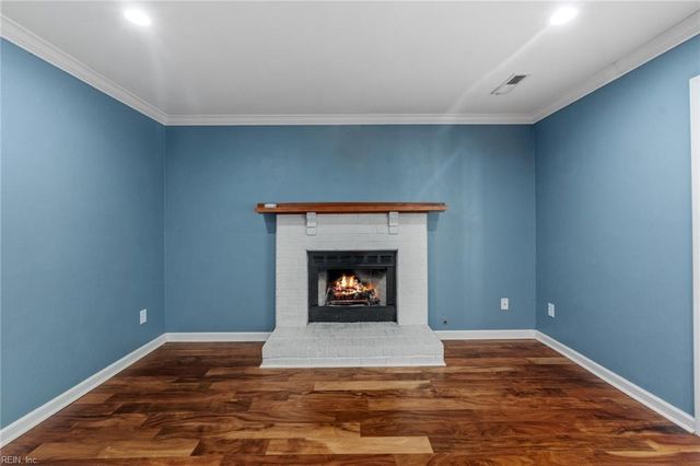 917 Barrington CT, Chesapeake, VA 23322
