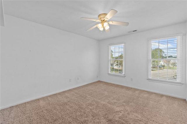 917 Barrington CT, Chesapeake, VA 23322