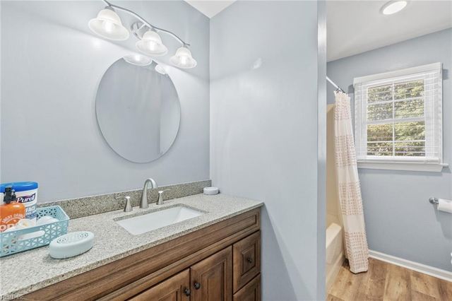 917 Barrington CT, Chesapeake, VA 23322