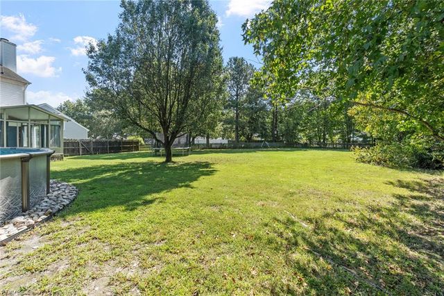 917 Barrington CT, Chesapeake, VA 23322