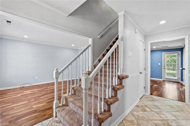 917 Barrington CT, Chesapeake, VA 23322