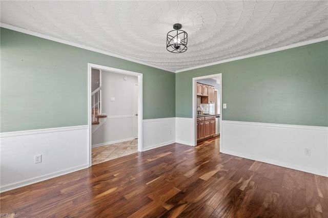 917 Barrington CT, Chesapeake, VA 23322