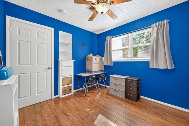 12340 Rollingwood Loop, Conroe, TX 77303