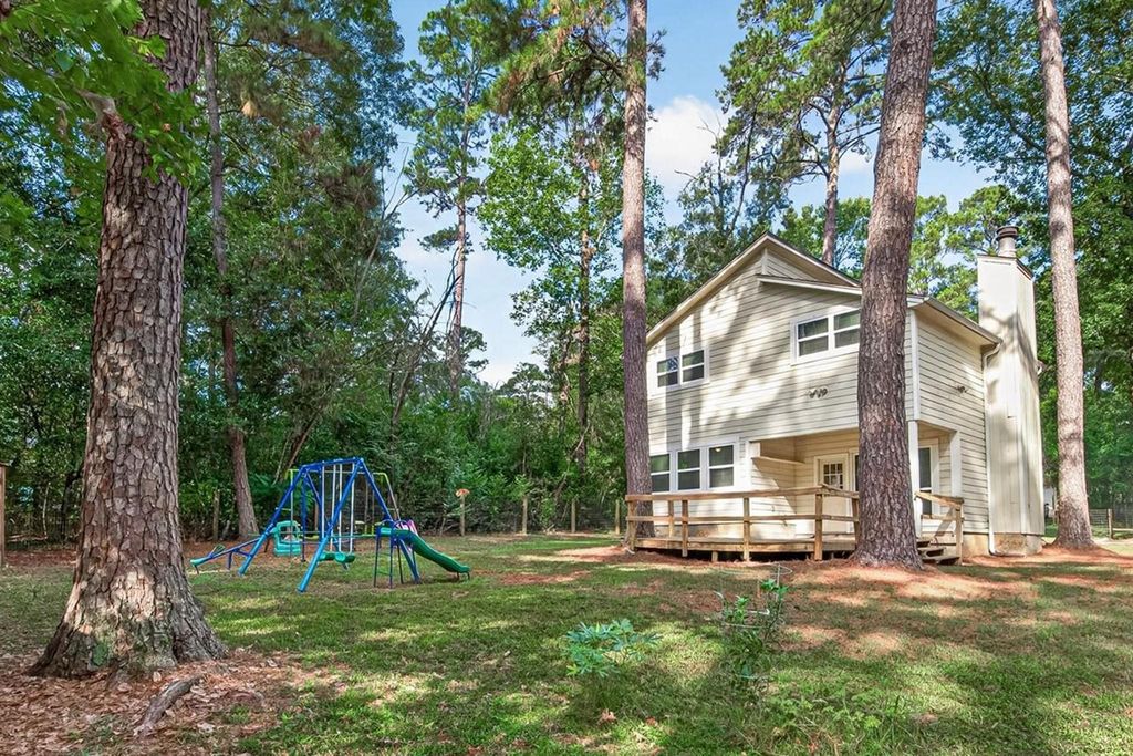 12340 Rollingwood Loop, Conroe, TX 77303