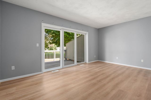 31 Blithewood Ave 205, Worcester, MA 01604