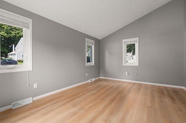 31 Blithewood Ave 205, Worcester, MA 01604