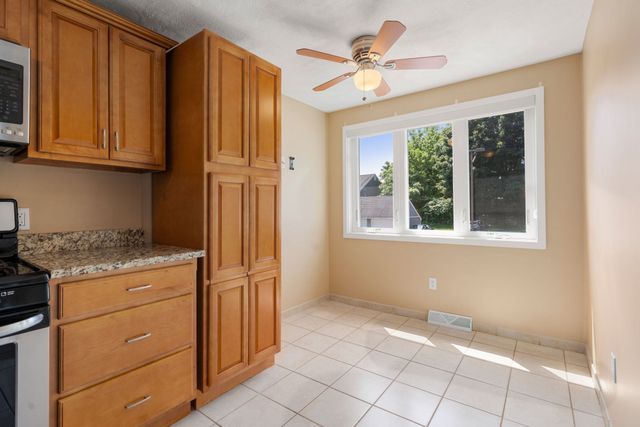31 Blithewood Ave 205, Worcester, MA 01604