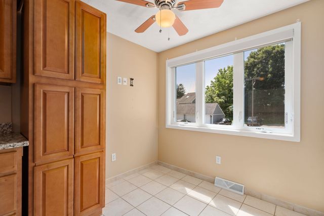 31 Blithewood Ave 205, Worcester, MA 01604