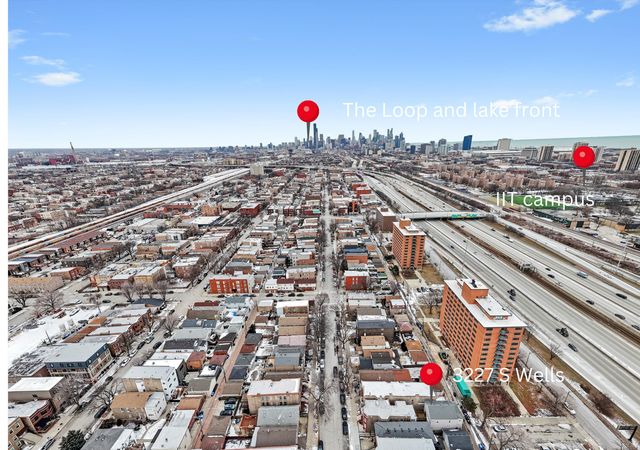 3227 S Wells Street Coachhouse, Chicago, IL 60616