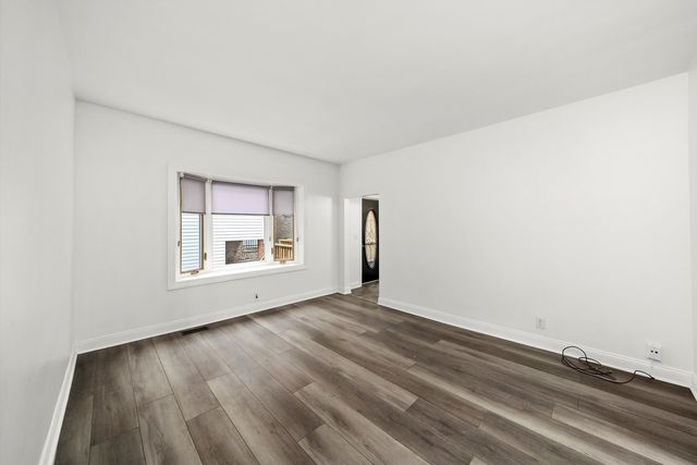 3227 S Wells Street Coachhouse, Chicago, IL 60616