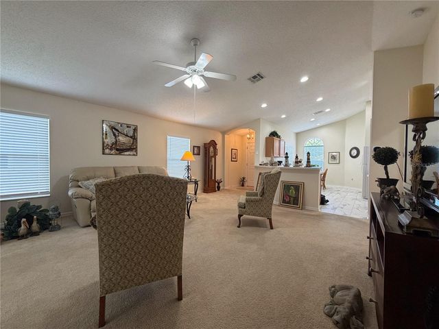 259 CENTER OAK CIRCLE, Spring Hill, FL 34609