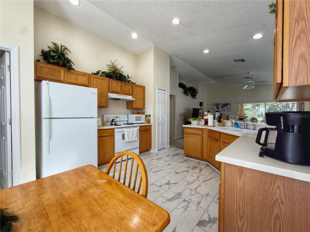 259 CENTER OAK CIRCLE, Spring Hill, FL 34609
