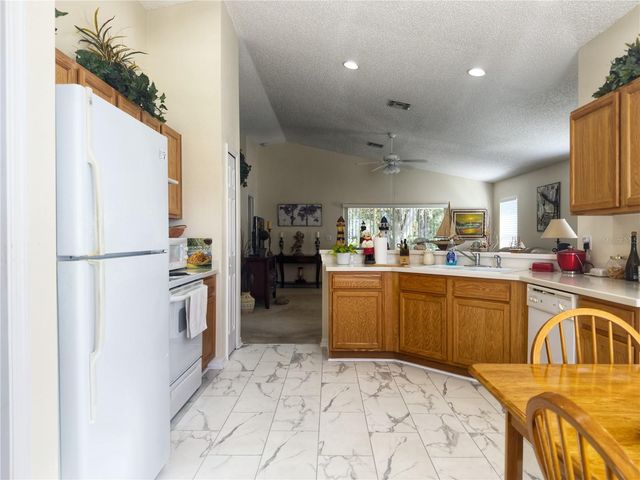 259 CENTER OAK CIRCLE, Spring Hill, FL 34609