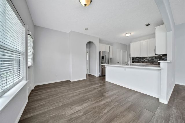 12802 Point Aquarius Boulevard, Willis, TX 77318