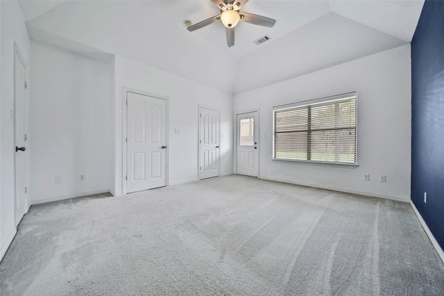 12802 Point Aquarius Boulevard, Willis, TX 77318