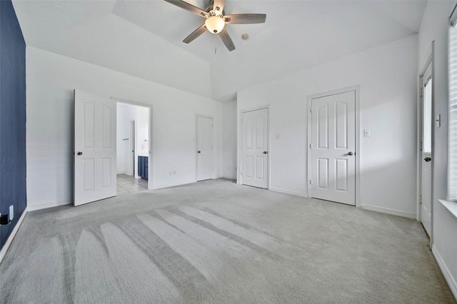 12802 Point Aquarius Boulevard, Willis, TX 77318