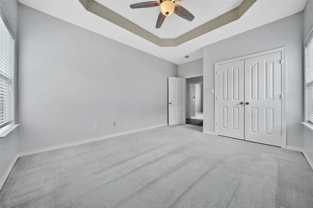 12802 Point Aquarius Boulevard, Willis, TX 77318