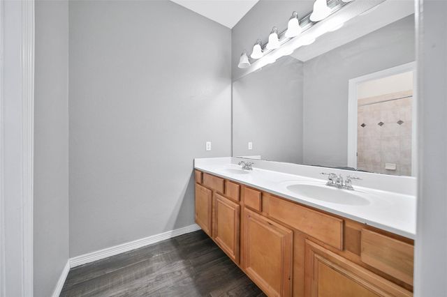 12802 Point Aquarius Boulevard, Willis, TX 77318