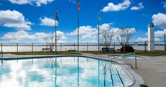 12802 Point Aquarius Boulevard, Willis, TX 77318