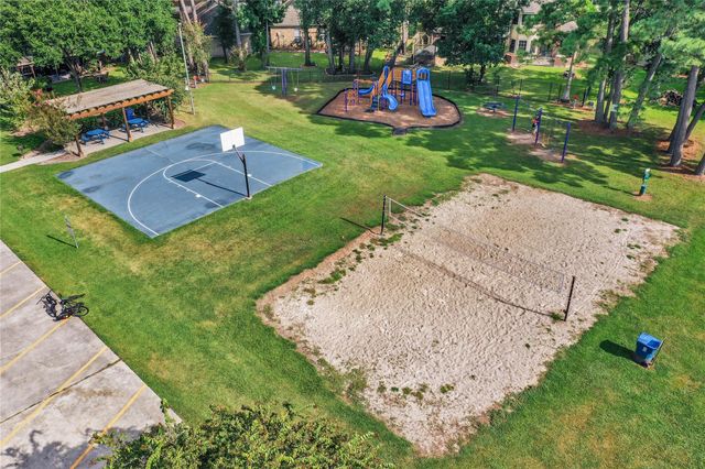 12802 Point Aquarius Boulevard, Willis, TX 77318