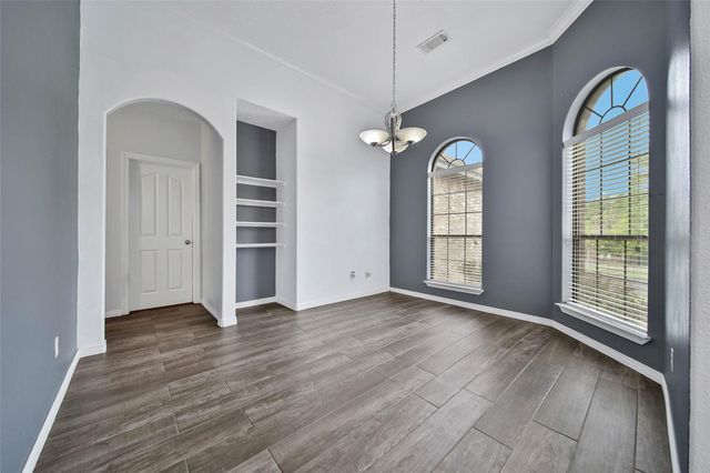 12802 Point Aquarius Boulevard, Willis, TX 77318