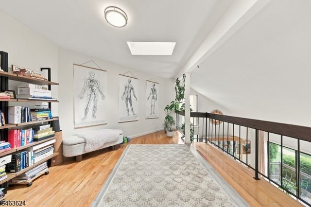 27 Chestnut Ct, Bernards Twp., NJ 07920