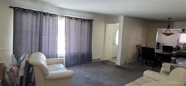 21160 Kipling Street, Oak Park, MI 48237