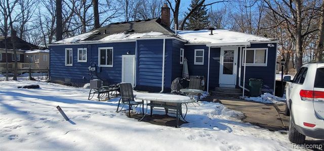 21160 Kipling Street, Oak Park, MI 48237