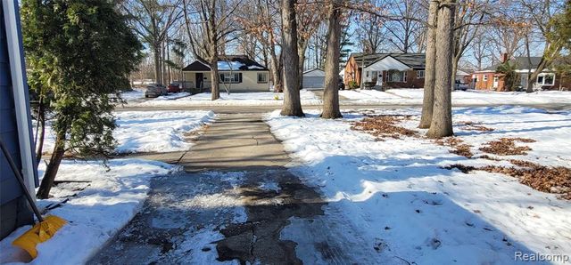 21160 Kipling Street, Oak Park, MI 48237