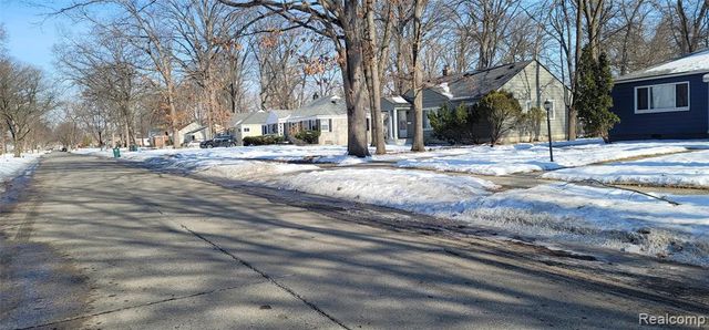 21160 Kipling Street, Oak Park, MI 48237