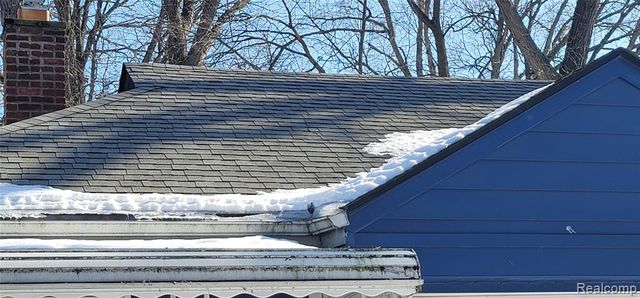 21160 Kipling Street, Oak Park, MI 48237