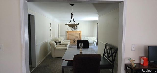 21160 Kipling Street, Oak Park, MI 48237