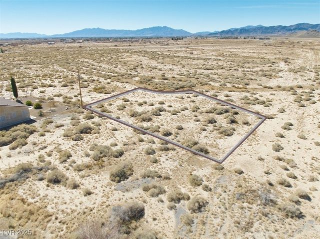 1610 West Cobalt Lane, Pahrump, NV 89060
