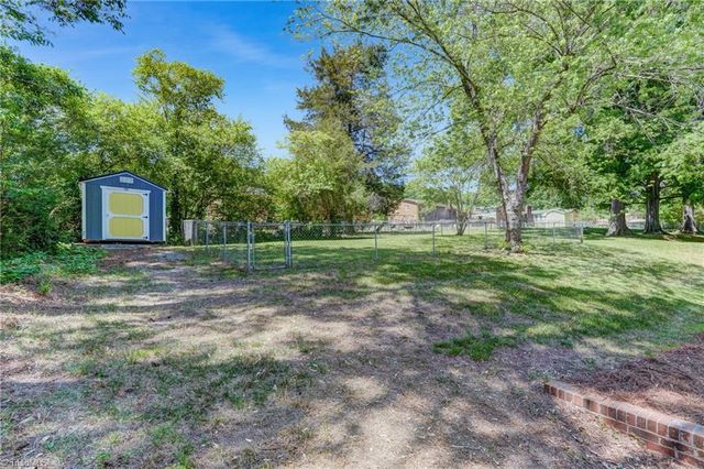 1656 Arrow Wood Road, Asheboro, NC 27205