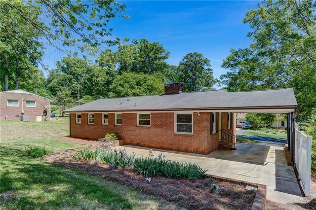 1656 Arrow Wood Road, Asheboro, NC 27205