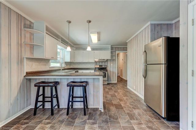 1656 Arrow Wood Road, Asheboro, NC 27205