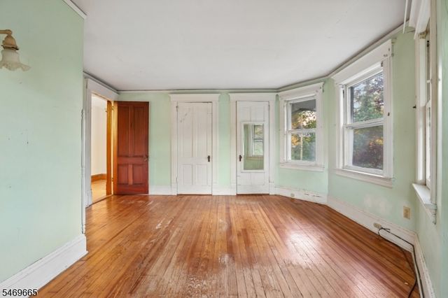 37 Gould Pl, Caldwell Boro Twp., NJ 07006