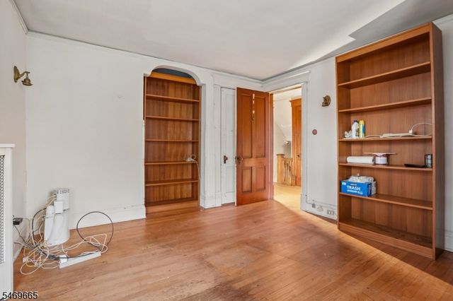 37 Gould Pl, Caldwell Boro Twp., NJ 07006