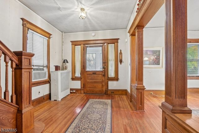 37 Gould Pl, Caldwell Boro Twp., NJ 07006