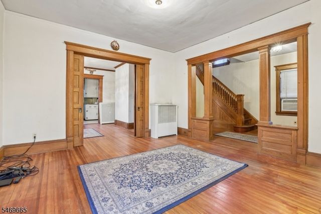 37 Gould Pl, Caldwell Boro Twp., NJ 07006