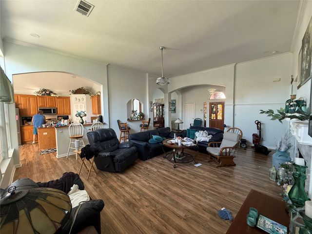 604 Jennifer Trail, Grand Prairie, TX 75052