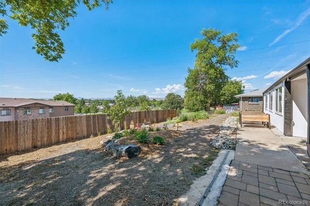 11894 W 65th Place, Arvada, CO 80004