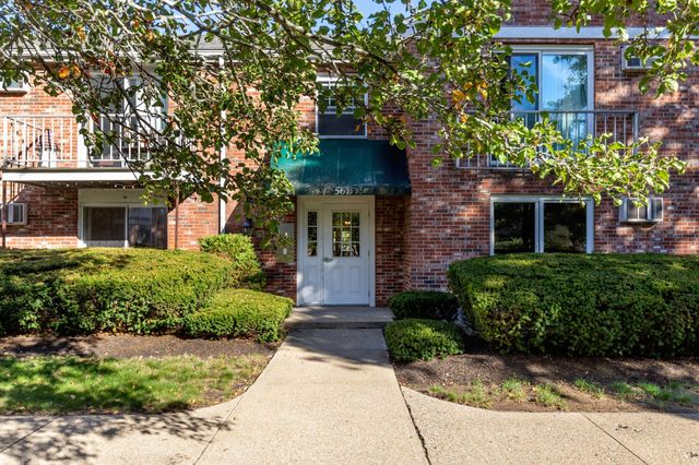 56 Townsend St B9, Abington, MA 02351