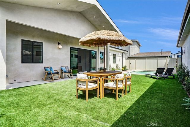 19350 Lanark Street, Reseda, CA 91335