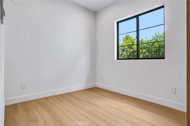 19350 Lanark Street, Reseda, CA 91335