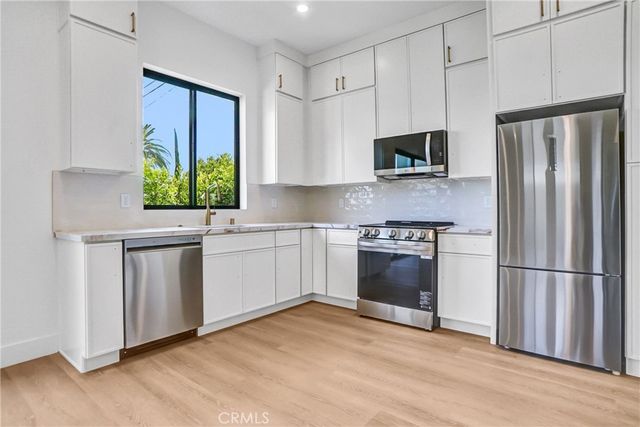 19350 Lanark Street, Reseda, CA 91335