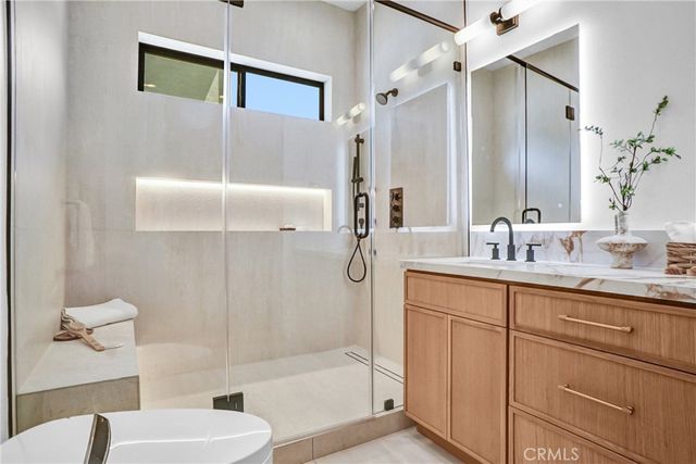 19350 Lanark Street, Reseda, CA 91335